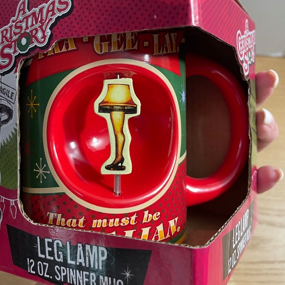 A Christmas Story Leg Lamp Spinner Mug 12 oz Coffee Cup Brand New in Box - Picture 2 of 4